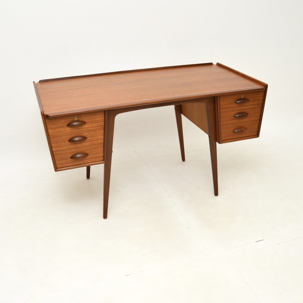 Vintage Swedish Teak Desk by Svante Skogh